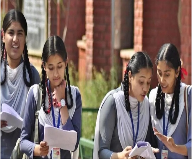CBSE Result Date 2025: 20 मई से पहले जारी हो सकता है सीबीएसई बोर्ड 10th 12th रिजल्ट, इन स्टेप्स से मार्कशीट कर पाएंगे डाउनलोड